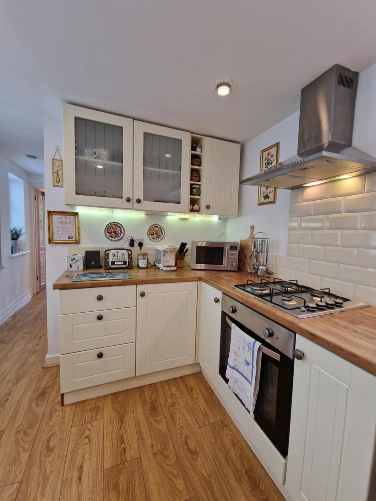 Town Cottage Ground Floor Appartment Bridgend  Ngoại thất bức ảnh